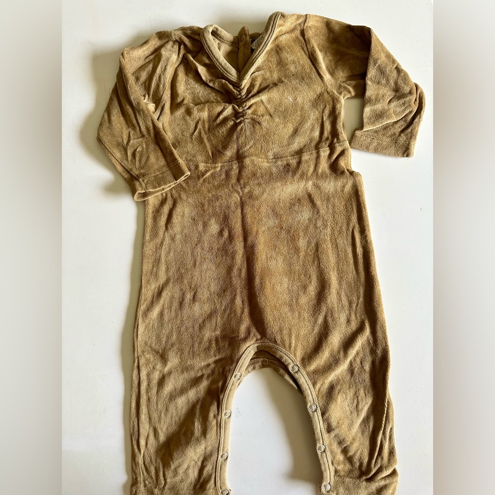 Kate Quinn Velour Romper 12-18m
